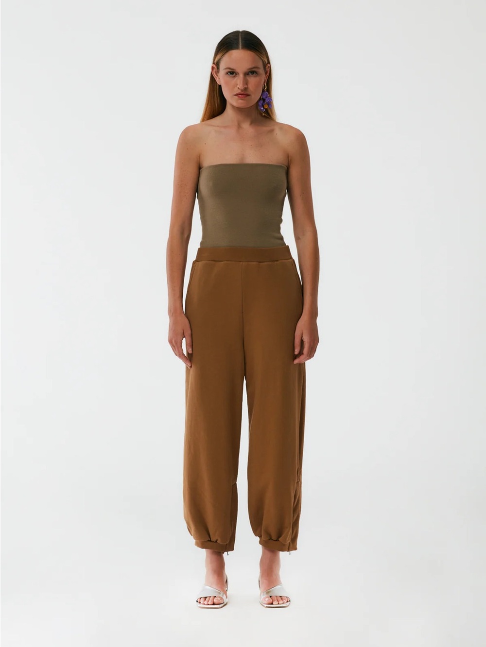Tibi cropped sweatpants with zippers, M